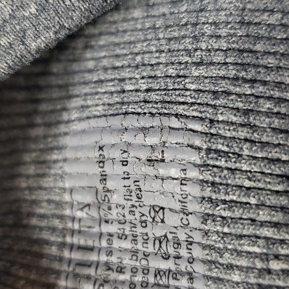 ATHLETA Top, Color Gray, Size L - Picture 10 of 10